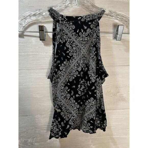 MUDD Halter Crop Top Paisley Print Black Small - Picture 2 of 4